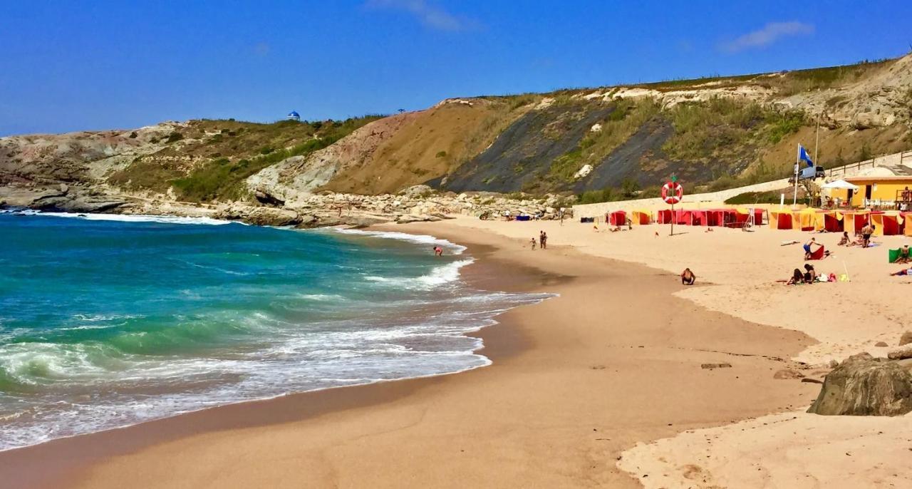 The Whale Beach House Atouguia Da Baleia Buitenkant foto